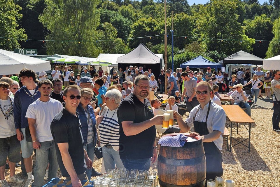 KPF bearbeitet Fassanstich